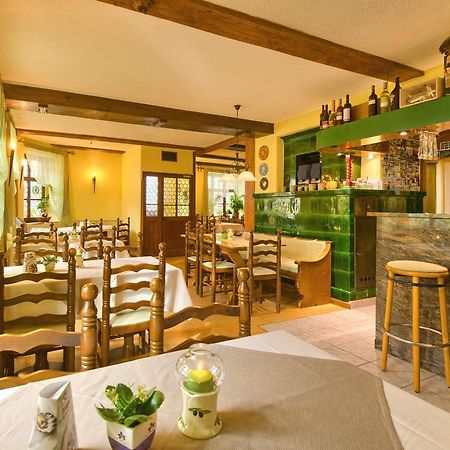 Hotel Sonne Щауфен им Брайсгау Екстериор снимка