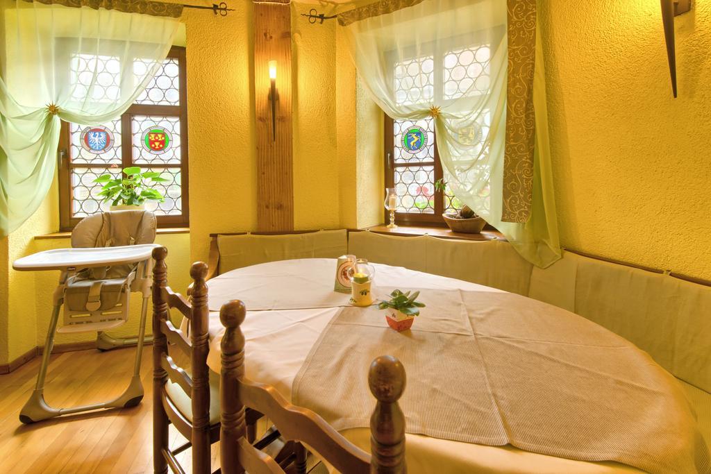 Hotel Sonne Щауфен им Брайсгау Екстериор снимка