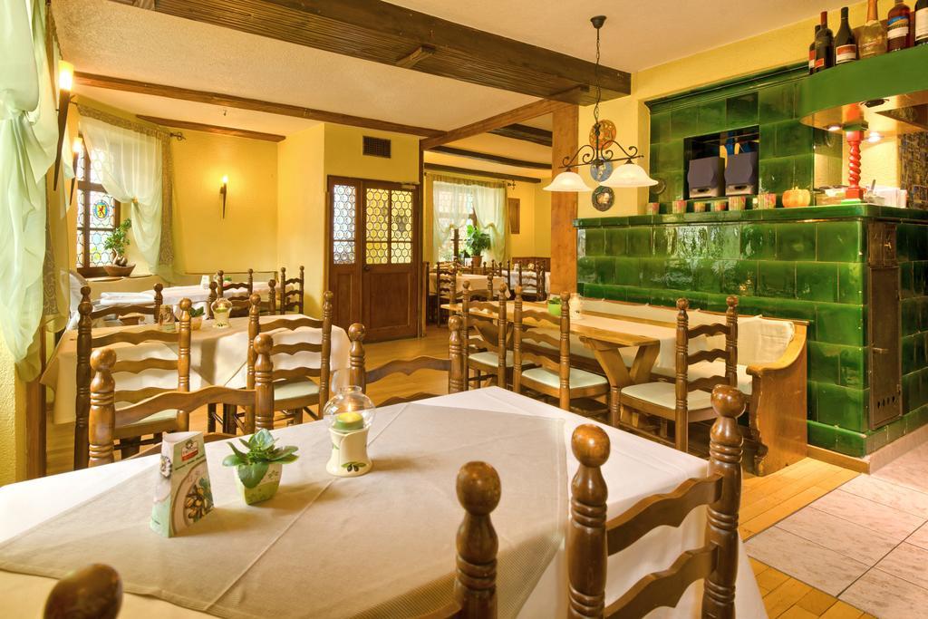 Hotel Sonne Щауфен им Брайсгау Екстериор снимка