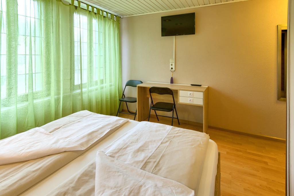 Hotel Sonne Щауфен им Брайсгау Екстериор снимка